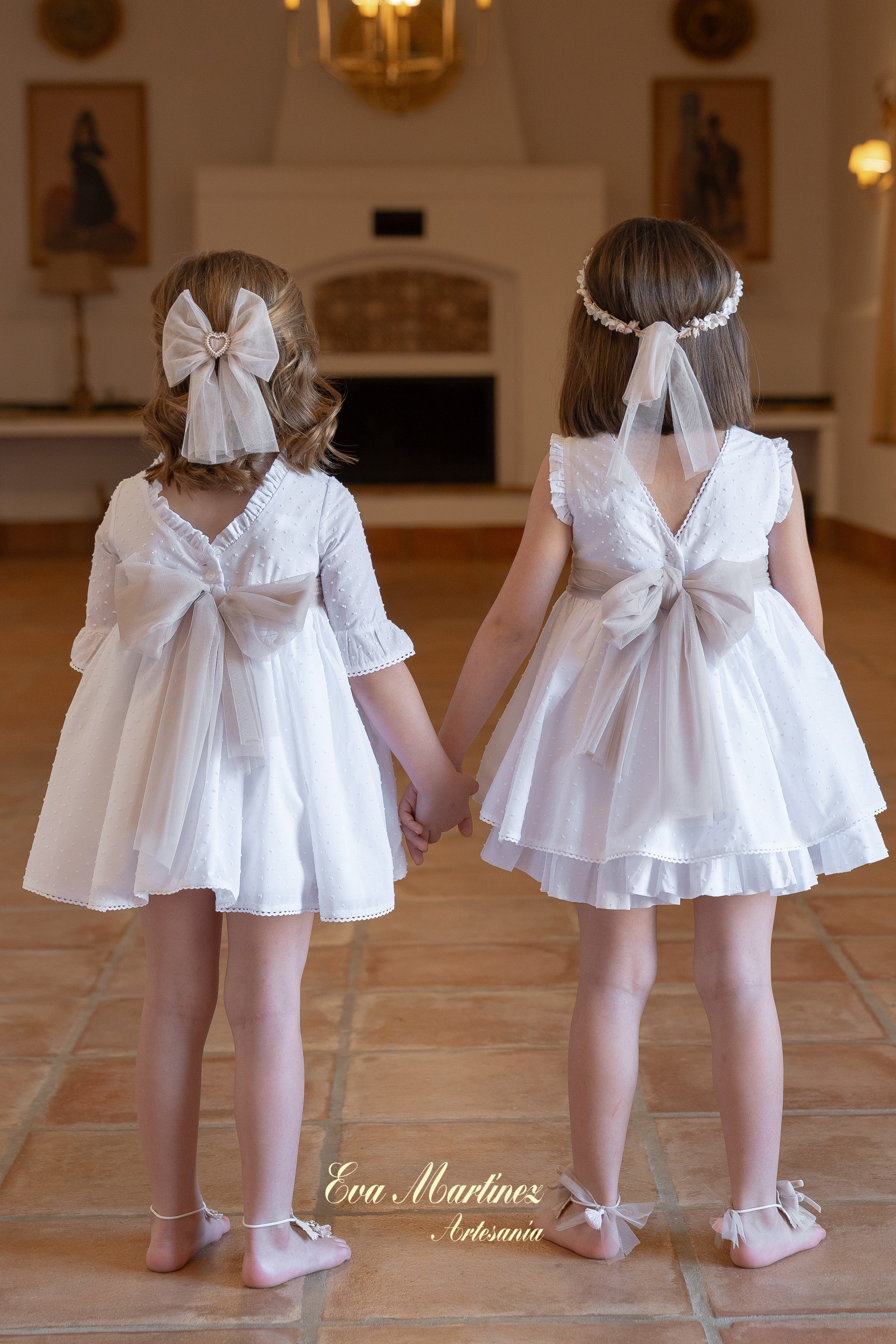 Alternative view of Vestido de ceremonia y arras modelo Mía sin mangas de EVA MARTÍNEZ